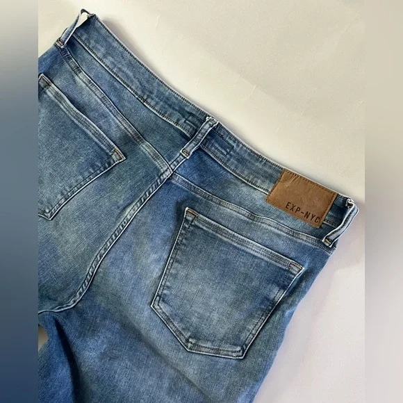 Express Men's Blue Jeans - slim - 34x32 - Picture 4 of 4